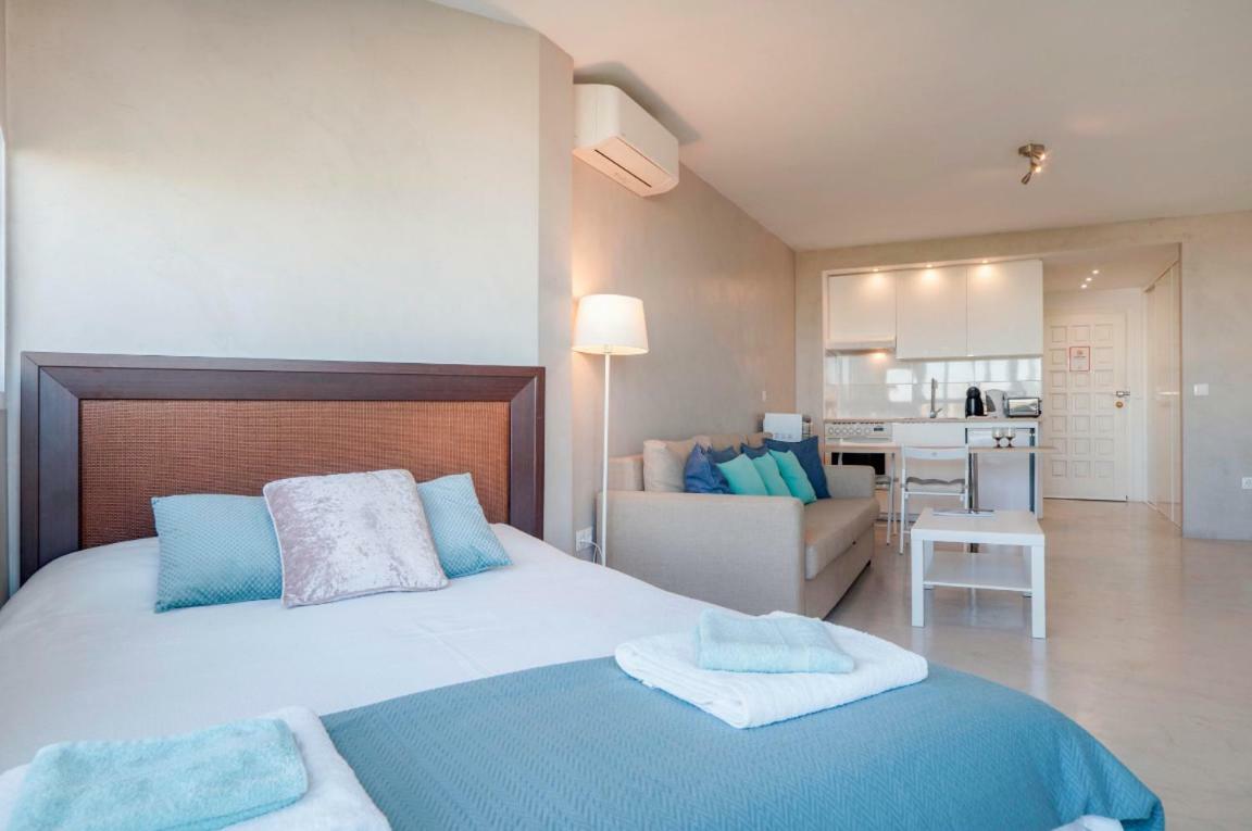 Gem By The Beach Calahonda Sitio de Calahonda ภายนอก รูปภาพ